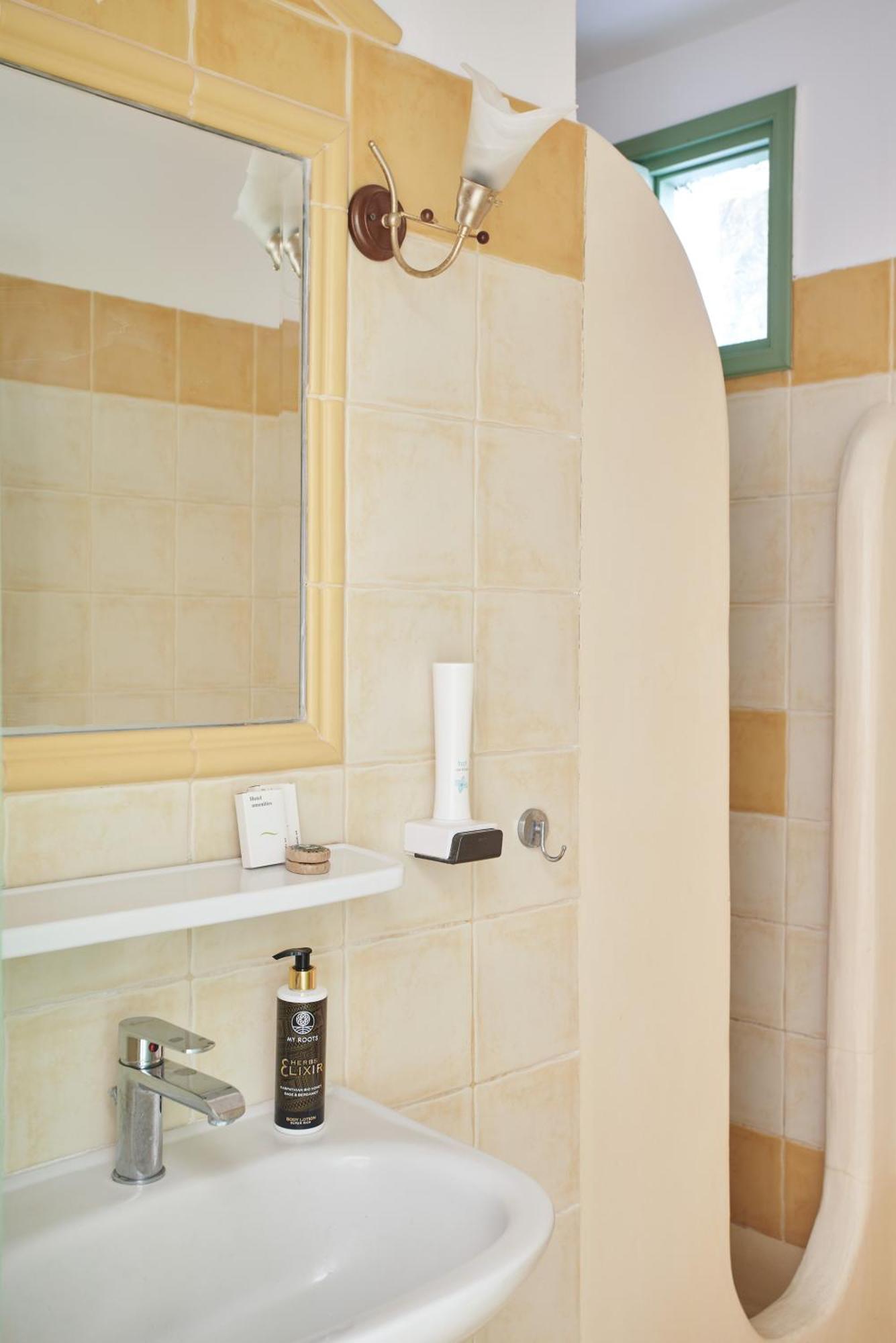 Glarakia Studios Adamantas  Habitación foto